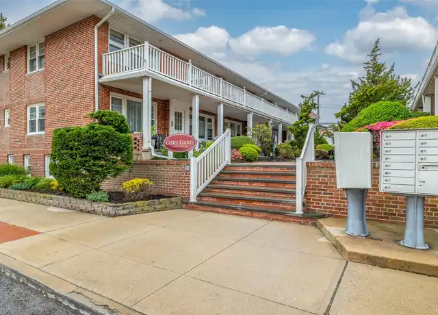 Property at 235 W Broadway, Long Beach, NY, 11561, 1 bed, 1 bath, [object Object]