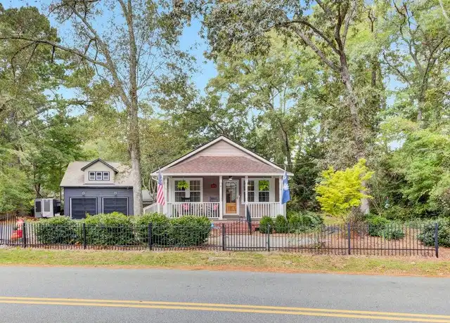 Property at 112 Simmons Ave, Summerville, SC, 29483, 3 beds, 2.5 baths, [object Object]