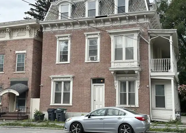 Property at 261 Main St Unit 1, Catskill, NY, 12414, 1 bed, 1 bath, [object Object]