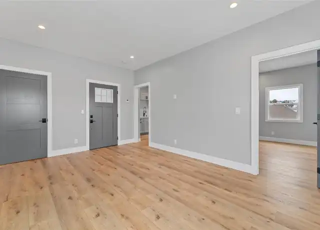 Property at 1259 S Muirfield Rd, Los Angeles, CA, 90019, 1 bed, 1 bath, [object Object]