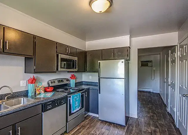 Photo of 3208 W 7th St, Greeley, CO 80634