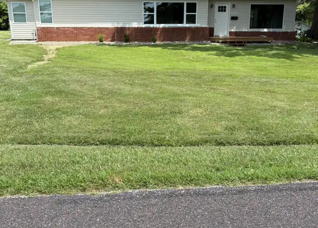 Property at 2211 E Walnut St, Columbia, MO, 65201, 3 beds, 2 baths, [object Object]