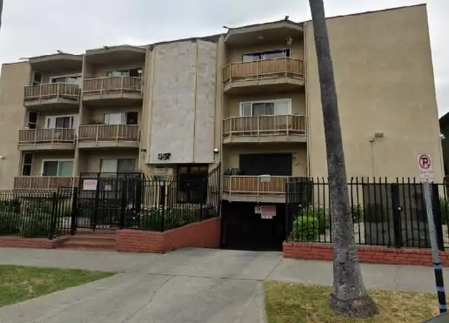 Property at 957 Menlo Ave, Los Angeles, CA, 90006, 1 bed, 1 bath, [object Object]
