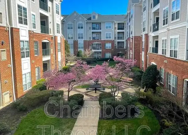 Property at 4860 Eisenhower Ave #489, Alexandria, VA, 22304, 2 beds, 1 bath, [object Object]