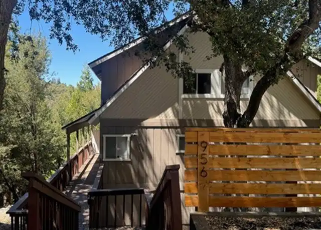 Property at 956 Teakwood Dr, Lake Arrowhead, CA, 92352, 5 beds, 3 baths, [object Object]