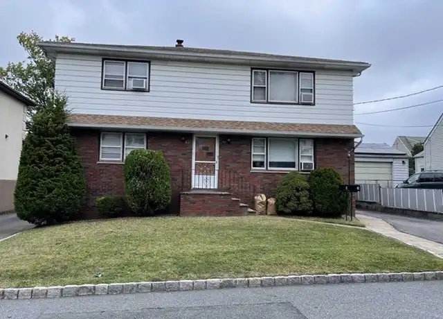 Property at 62 Cedarhurst Ave, Woodland Park, NJ, 07424, 3 beds, 1 bath, [object Object]