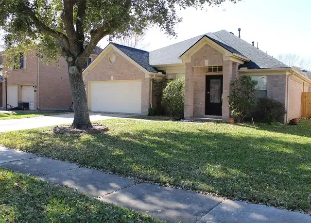Property at 2106 Ruffian Ln, Stafford, TX, 77477, 4 beds, 2 baths, [object Object]