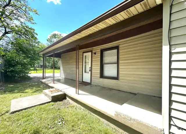 Property at 304 N Webb St Unit 3, Webb City, MO, 64870, 1 bed, 1 bath, [object Object]