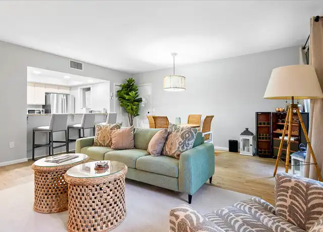 Property at 13334 Polo Club Rd Unit 233, Wellington, FL, 33414, 1 bed, 1 bath, [object Object]