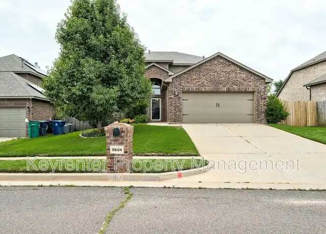 Property at 9604 Squire Ln, Yukon, OK, 73099, 4 beds, 2.5 baths, [object Object]