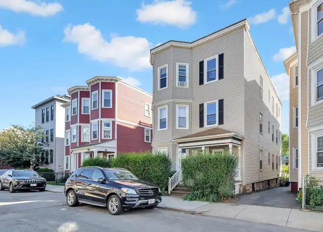 Property at 6 Bellflower St #2, Dorchester, MA, 02125, 3 beds, 1 bath, [object Object]