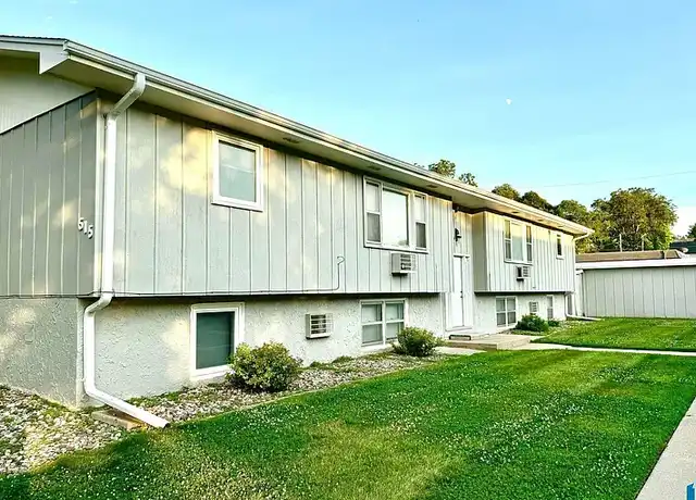 Property at 615 W Bennett St Unit 2, Sioux Falls, SD, 57104, 1 bed, 1 bath, [object Object]