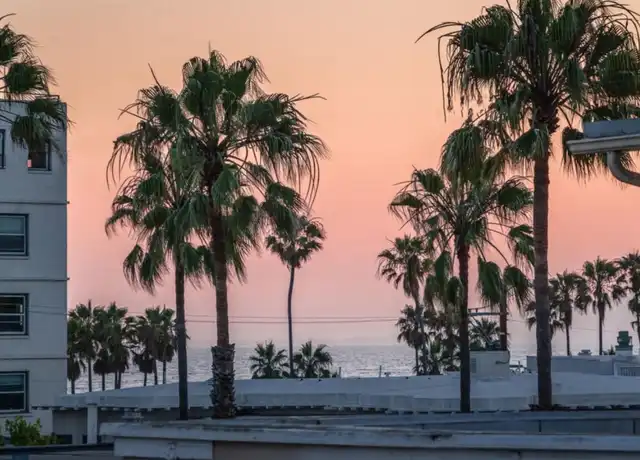 Property at 43 Dudley Ave Unit C, Venice, CA, 90291, 1 bed, 1 bath, [object Object]