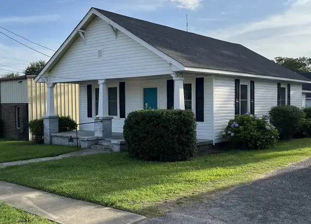 Property at 118 SW Railroad St Unit 118, Pikeville, NC, 27863, 3 beds, 1 bath, [object Object]