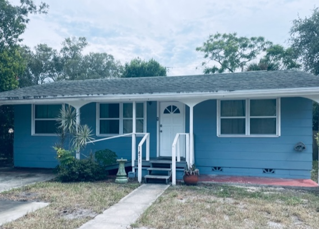 Photo of 1471 Park St, Clearwater, FL 33755