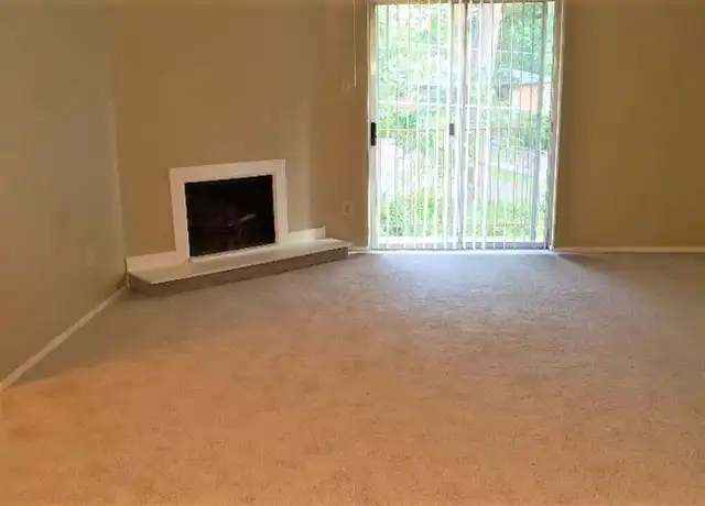 Property at 1818 Judson Rd Unit 304, Longview, TX, 75605, 2 beds, 1 bath, [object Object]