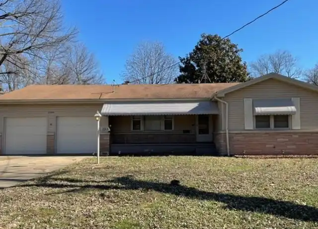 Property at 2244 S Kings Ave, Springfield, MO, 65807, 3 beds, 1.5 baths, [object Object]