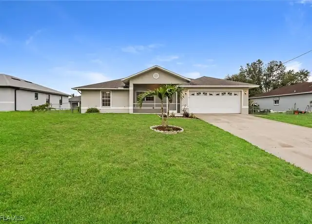 Property at 914 Apple Ave, Lehigh Acres, FL, 33971, 4 beds, 2 baths, [object Object]