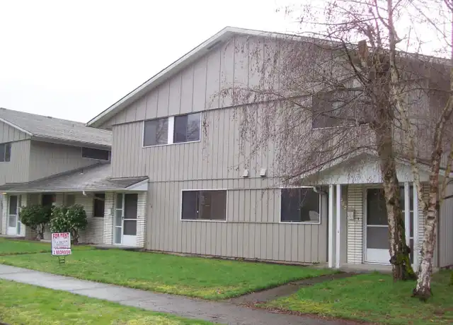 Property at 704 W 1st St Unit A, Centralia, WA, 98531, 2 beds, 1.5 baths, [object Object]
