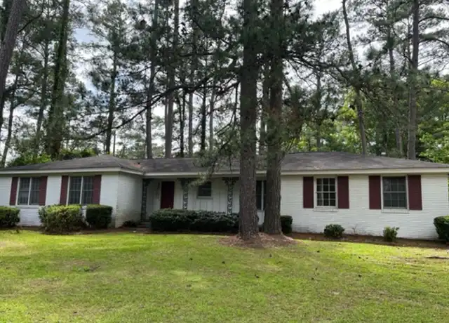 Property at 2206 Gornto Rd, Valdosta, GA, 31602, 3 beds, 2 baths, [object Object]