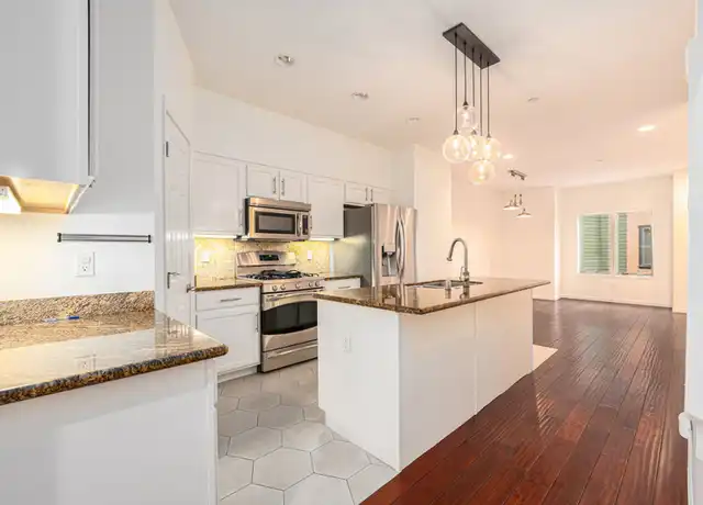 Property at 4895 Shattuck Ave Unit LU, Oakland, CA, 94609, 3 beds, 2 baths, [object Object]