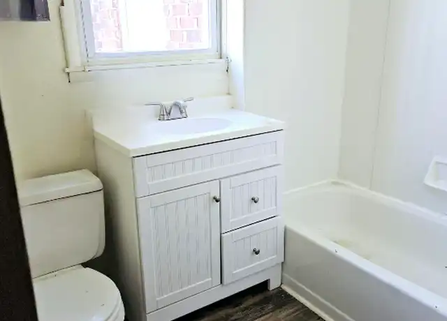 Property at 309 W Beaver Ave Unit 5, State College, PA, 16801, 2 beds, 1 bath, [object Object]