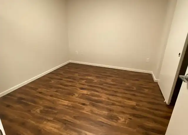 Property at Bogtown Flats - 9039 Greenwood Ave N, Seattle, WA, 98103, 1 bed, 1 bath, [object Object]