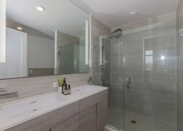 Property at 7650 River Rd Unit 811, North Bergen, NJ, 07047, 2 beds, 2 baths, [object Object]