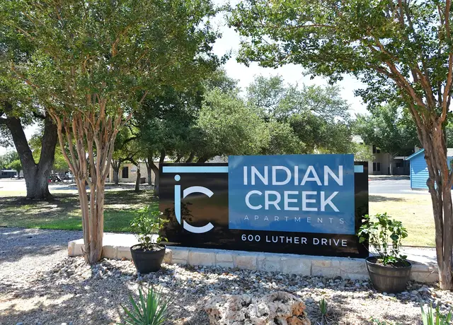 Photo of 600 Luther Dr, Georgetown, TX 78628