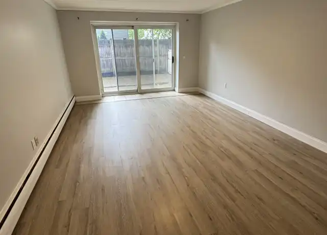 Property at 110 Babcock St Unit 2, Brookline, MA, 02446, 1 bed, 1 bath, [object Object]