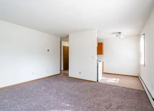 Property at 519 10th Ave SE Unit 2, Minneapolis, MN, 55414, 2 beds, 1 bath, [object Object]