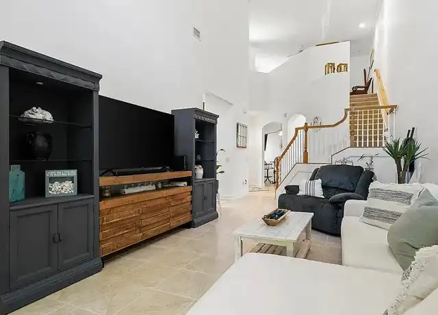 Property at 1945 Bridgepointe Cir #68, Vero Beach, FL, 32967, 2 beds, 2.5 baths, [object Object]