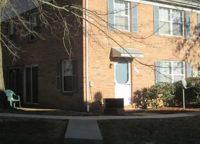 Property at 331 Charles St, Blacksburg, VA, 24060, 2 beds, 1.5 baths, [object Object]