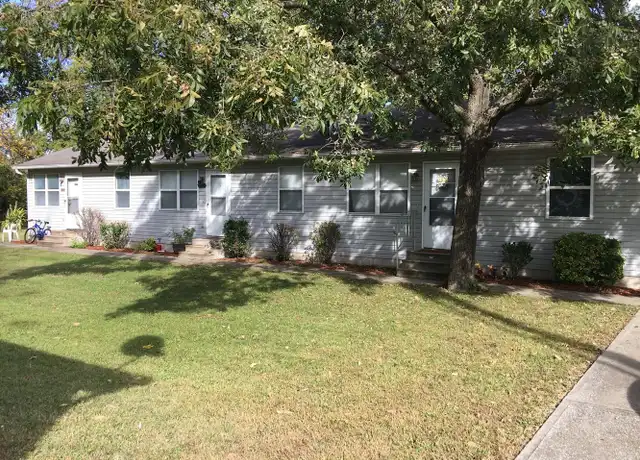 Property at 812 E Jackson St Apt C, Pittsburg, KS, 66762, 2 beds, 1 bath, [object Object]