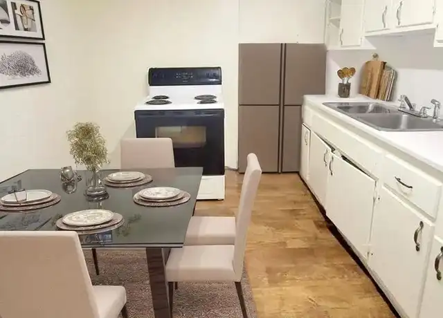 Property at 3012 N Arcadia St Unit 1/2, Colorado Springs, CO, 80907, 2 beds, 1 bath, [object Object]