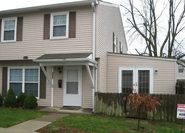 Property at 4843 Oakwood Trl, Indianapolis, IN, 46268, 3 beds, 1.5 baths, [object Object]