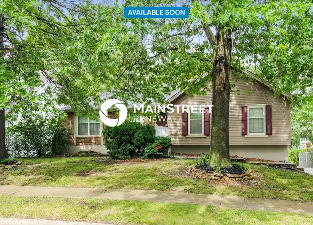 Property at 200 NE Keystone Dr, Lees Summit, MO, 64086, 3 beds, 2 baths, [object Object]