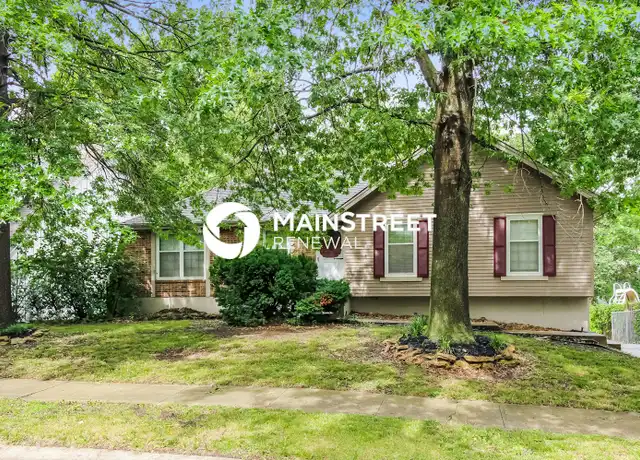 Property at 200 NE Keystone Dr, Lees Summit, MO, 64086, 3 beds, 2 baths, [object Object]