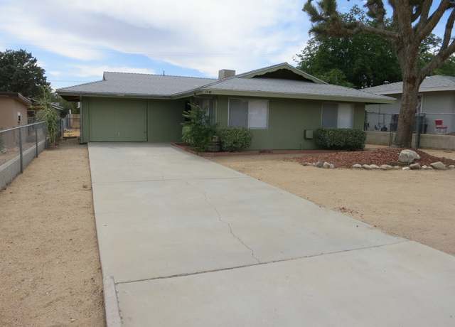 Photo of 7749 Jemez Trl, Yucca Valley, CA 92284