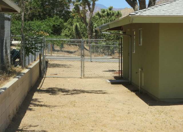 Photo of 7749 Jemez Trl, Yucca Valley, CA 92284