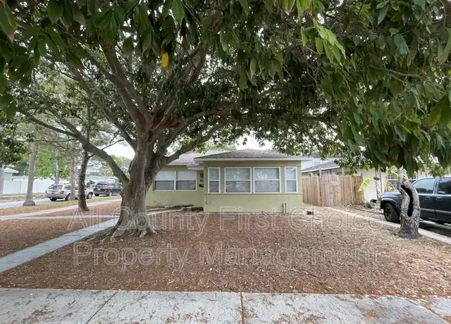 Property at 939 45th St N, Saint Petersburg, FL, 33713, 3 beds, 2 baths, [object Object]