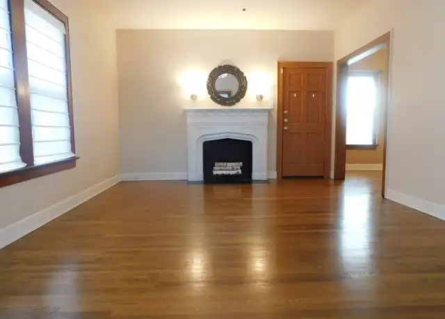 Property at 1915 Cleburne St Unit 2, Houston, TX, 77004, 2 beds, 1 bath, [object Object]