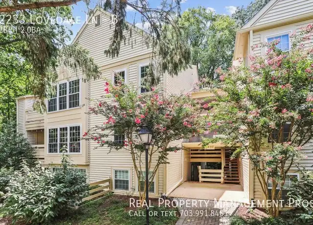 Property at 2233 Lovedale Ln Unit B, Reston, VA, 20191, 2 beds, 2 baths, [object Object]