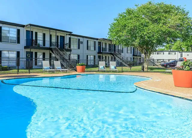Property at Villas At Braeburn - 9600 Braes Bayou Dr, Houston, TX, 77074, 2 beds, 2 baths, [object Object]