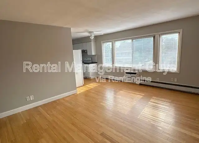 Property at 3545 12th Ave S Unit 9, Minneapolis, MN, 55407, 1 bed, 1 bath, [object Object]