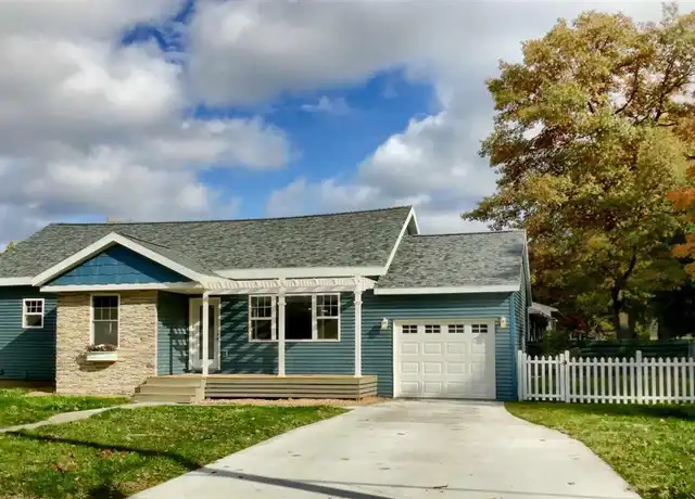 Property at 745 Rose St, Traverse City, MI, 49686, 4 beds, 3 baths, [object Object]