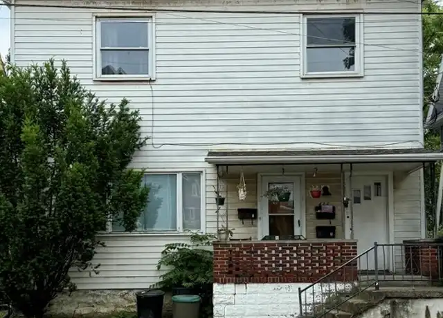 Property at 415 E Brady St Unit 2, Butler, PA, 16001, 2 beds, 1 bath, [object Object]