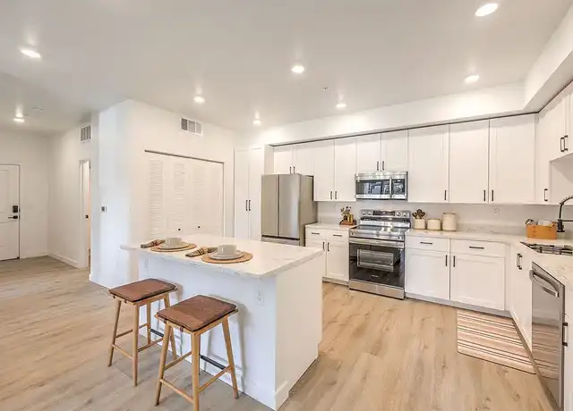Property at Landing 36 - 2555 N Rancho Dr, Las Vegas, NV, 89130, 0 beds, 1 bath, [object Object]