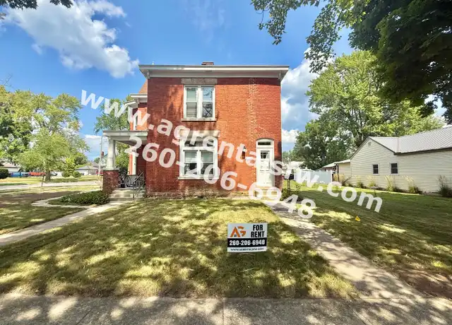 Property at 1102 Runnion Ave, Fort Wayne, IN, 46808, 4 beds, 1 bath, [object Object]
