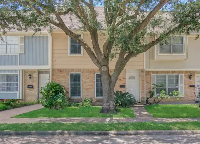 Property at 8102 Amelia Rd #105, Houston, TX, 77055, 3 beds, 2.5 baths, [object Object]